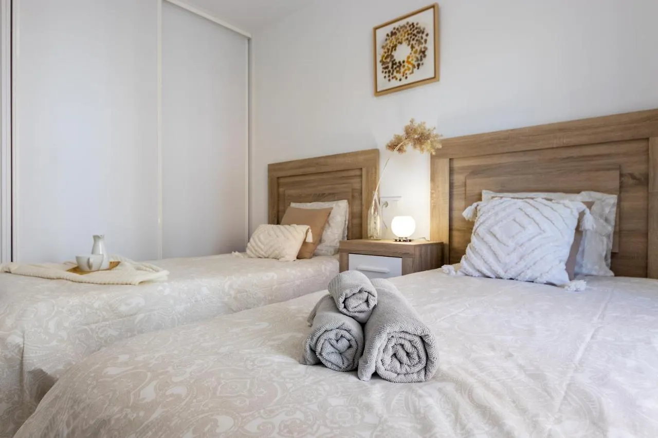 Boooom!!! Apartment With Swimming Pool Salou Spain